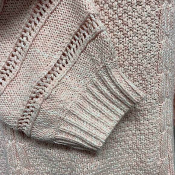 Crown & Ivy Pink Sweater Size M - Picture 3 of 7